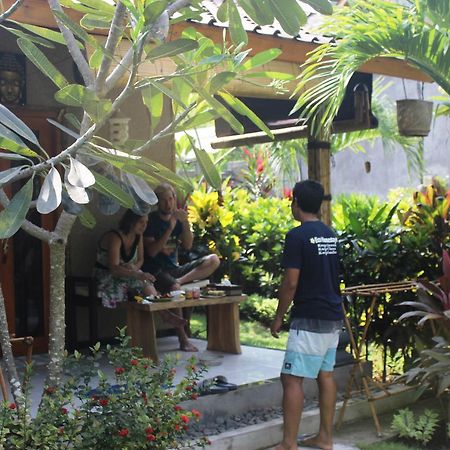 Yuda Menjangan Homestay Banyuwedang Εξωτερικό φωτογραφία