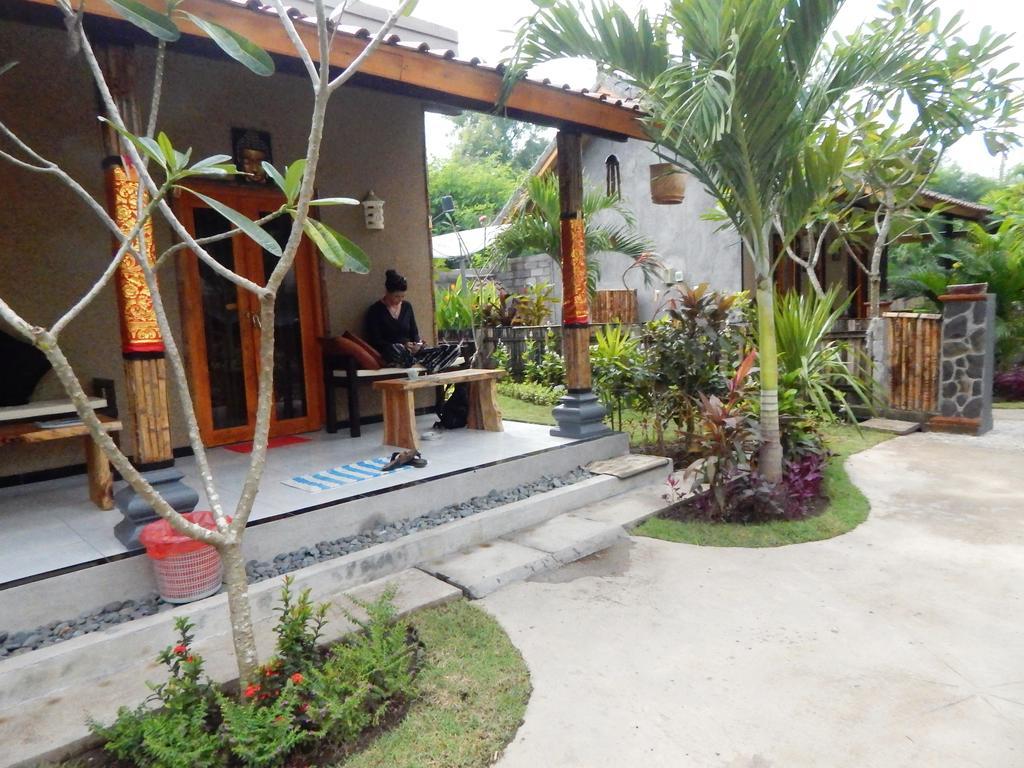 Yuda Menjangan Homestay Banyuwedang Εξωτερικό φωτογραφία