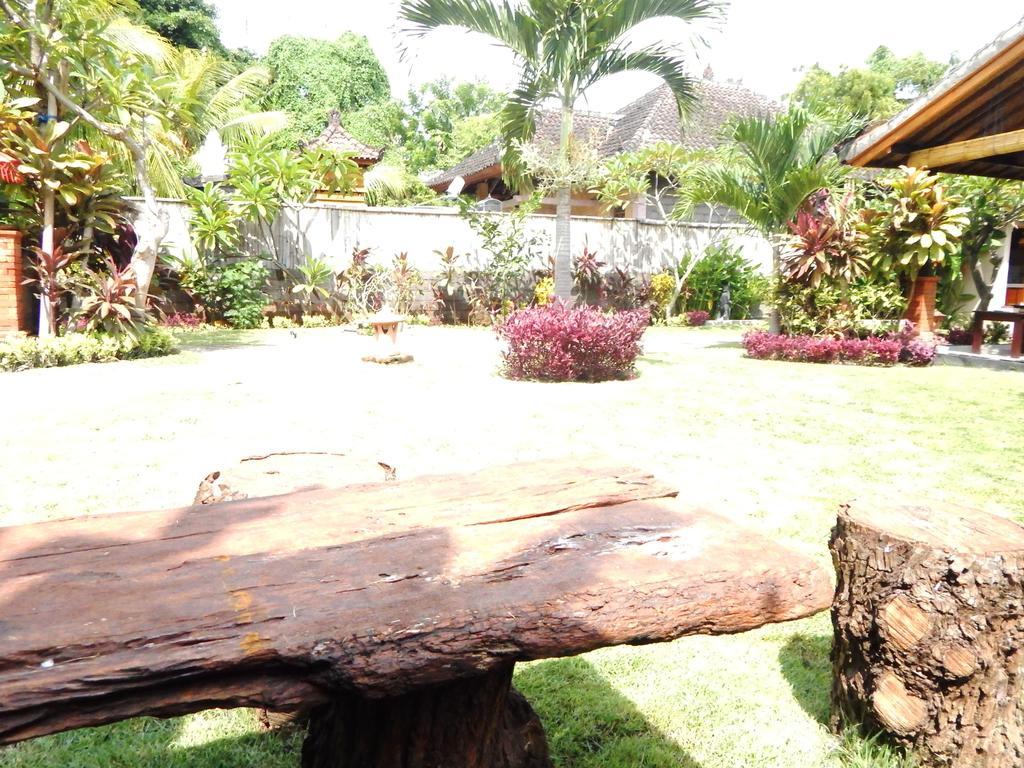 Yuda Menjangan Homestay Banyuwedang Εξωτερικό φωτογραφία