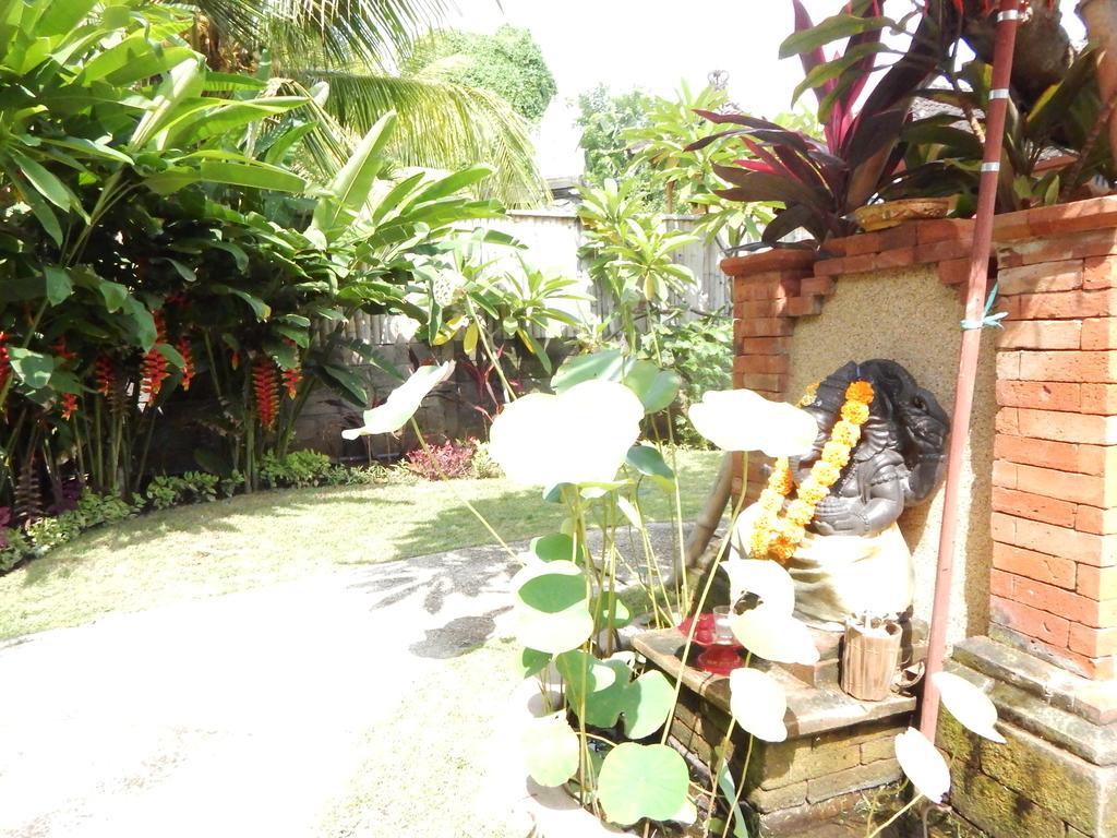 Yuda Menjangan Homestay Banyuwedang Εξωτερικό φωτογραφία
