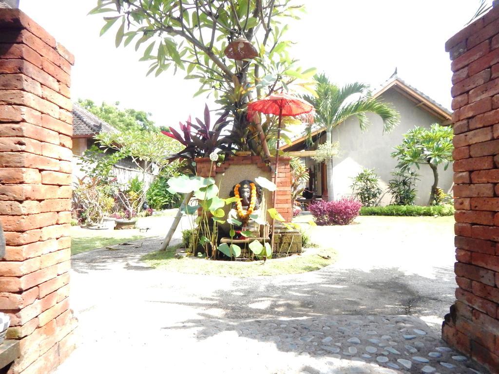 Yuda Menjangan Homestay Banyuwedang Εξωτερικό φωτογραφία