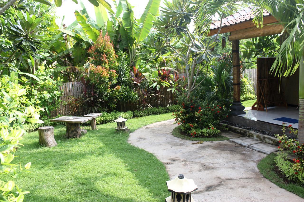 Yuda Menjangan Homestay Banyuwedang Εξωτερικό φωτογραφία