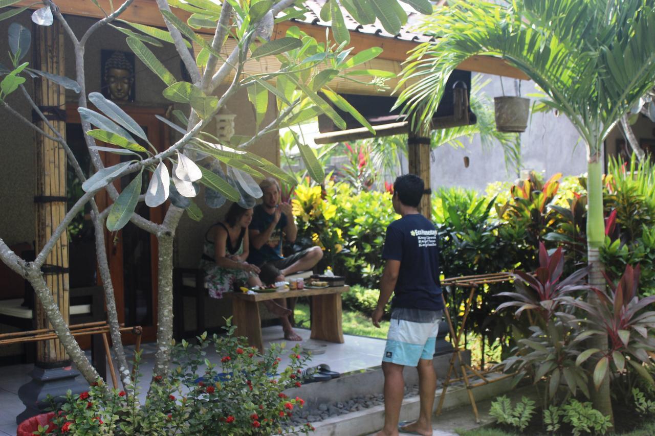 Yuda Menjangan Homestay Banyuwedang Εξωτερικό φωτογραφία